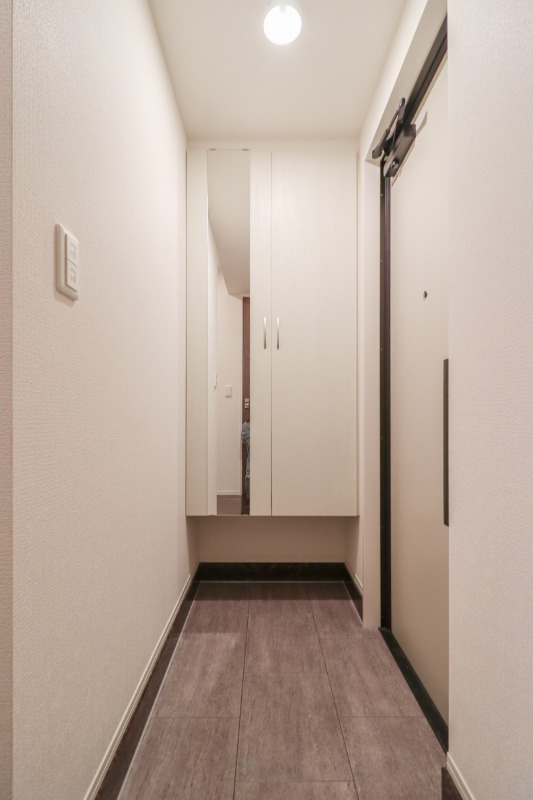 玄関　図面と現状に相違がある場合には現状を優先