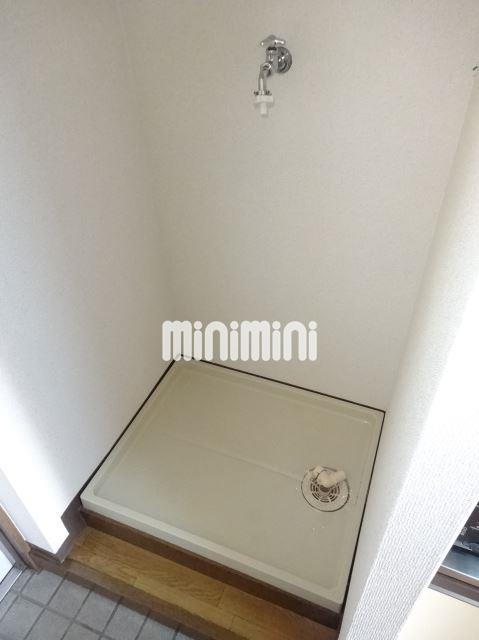 駐車場　洗濯機置き場