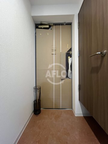 玄関　Luxe住吉公園　玄関