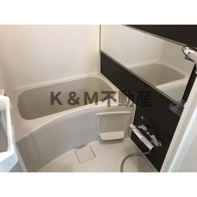 バス・シャワールーム　ゆったり過ごせるお風呂です