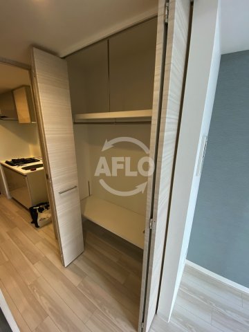 収納　コンフォリア京町堀　クローゼット