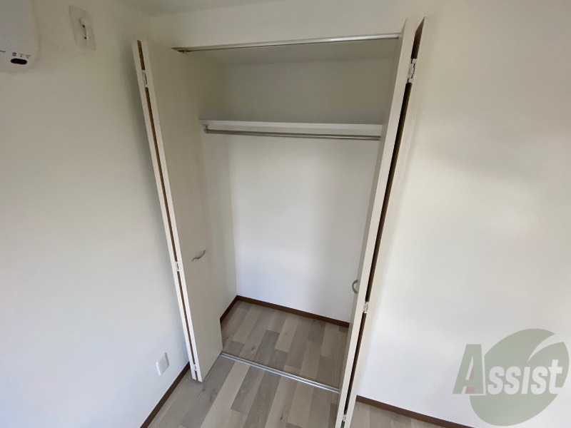 収納　クローゼットがありました。お洋服や荷物はここへ