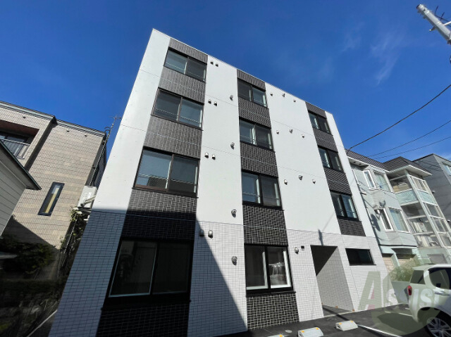 建物外観　札幌市豊平区平岸４条「カーザフェリス平岸」
