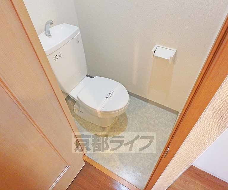 トイレ　清潔感のあるトイレです。