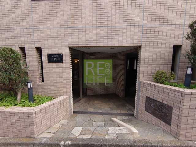 エントランス　ロアール早稲田