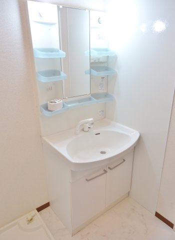 洗面設備　洗髪洗面化粧台