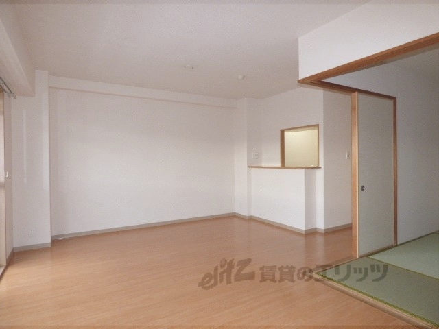 居室・リビング　リビング