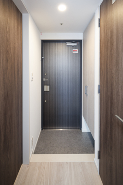 玄関　※写真は同タイプ住戸です。