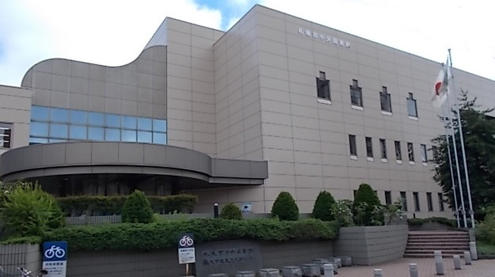 図書館　札幌市中央図書館（図書館）まで350m