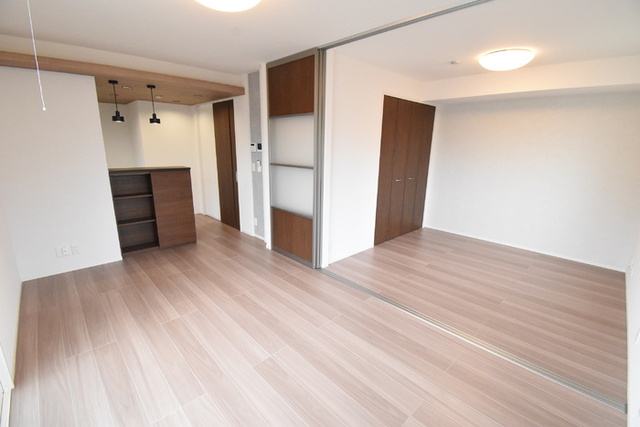 居室・リビング　ＬＤＫ１１．７帖～洋室４．５帖