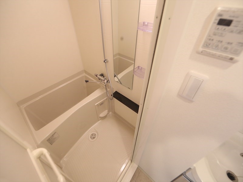 バス・シャワールーム　バスルーム　浴室暖房乾燥機付き