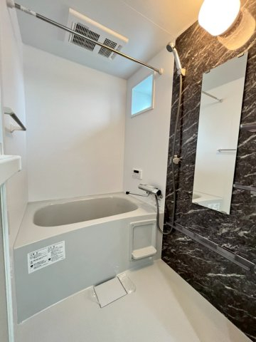 バス・シャワールーム　別号室の画像です。ご参考下さい