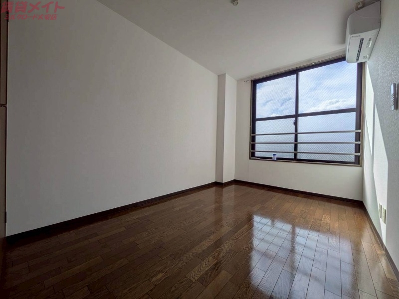 その他部屋・スペース　同物件、別部屋写真です