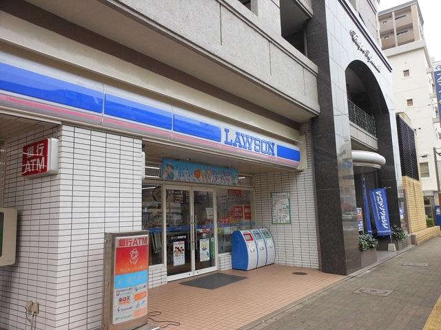 コンビニ　ローソン 福岡黒門店（コンビニ）まで324m