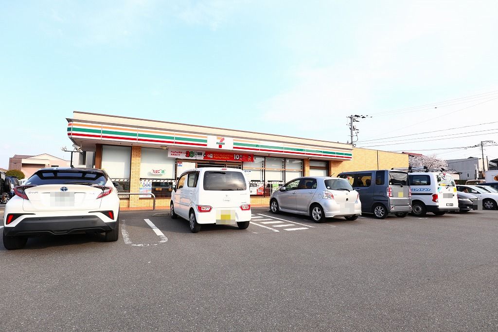 コンビニ　セブンイレブン 鳥栖弥生が丘店（コンビニ）まで226m