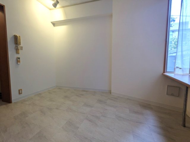 居室・リビング　ゆったり過ごせる居間です