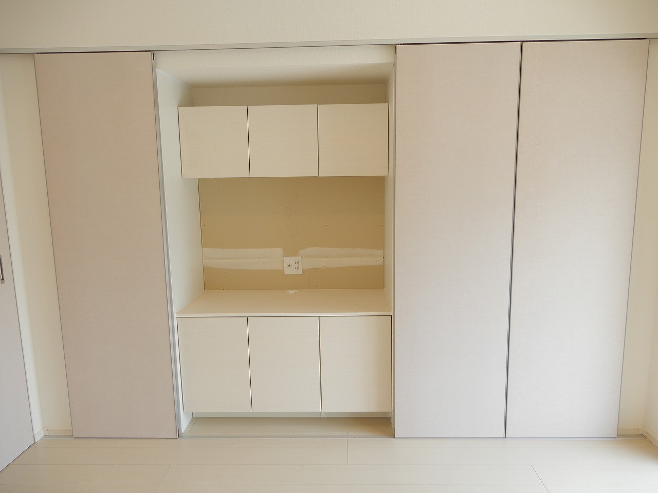 収納　TV台＆クローゼット