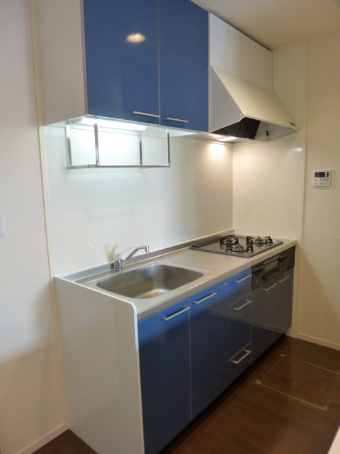 キッチン　★３口コンロのシステムキッチン★