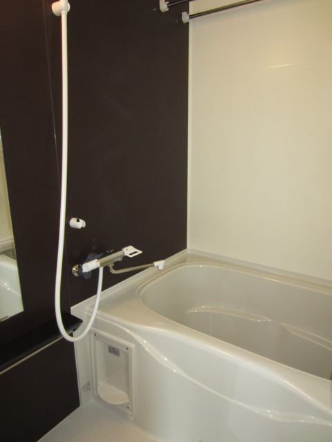 バス・シャワールーム　★ 浴室乾燥・追焚き機能付き★