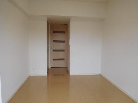 居室・リビング　室内