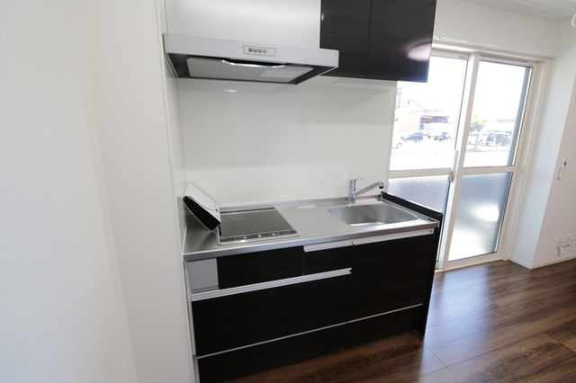 キッチン　１０２・キッチン