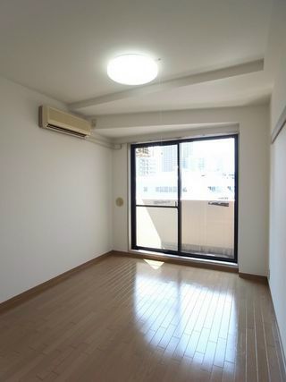 居室・リビング　別号室参考写真