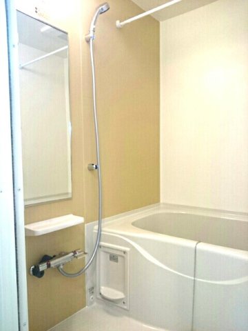 バス・シャワールーム　お風呂です