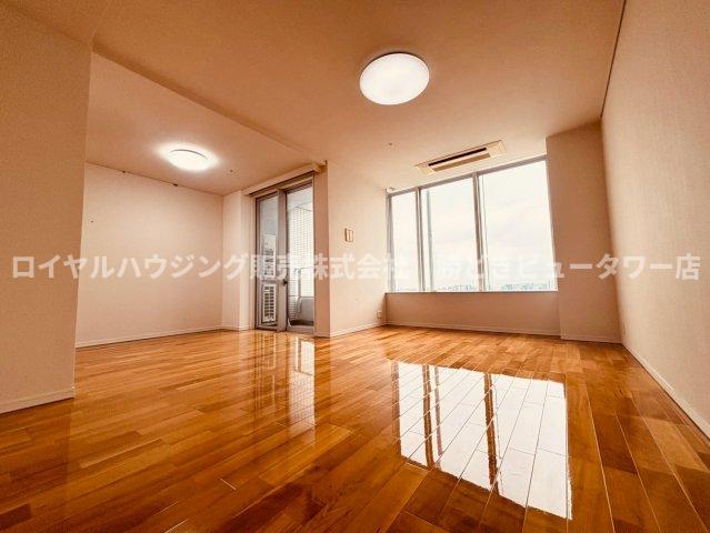 居室・リビング　19.2帖の広々としたLDKです