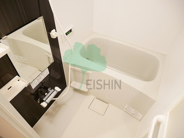 バス・シャワールーム　清潔感のある浴室です！