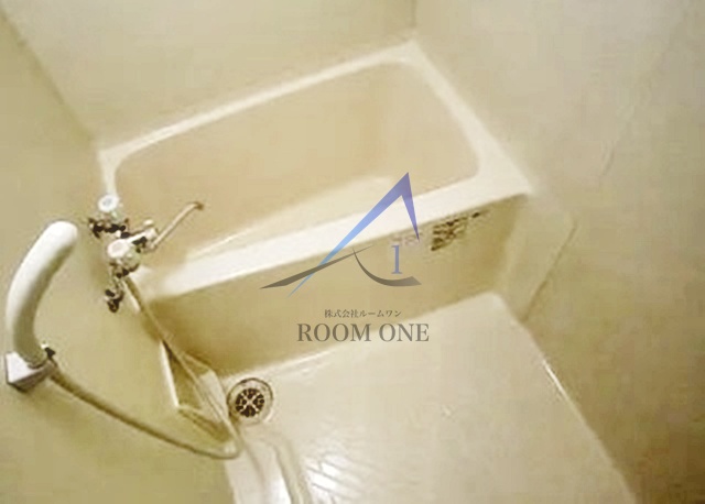 バス・シャワールーム　お風呂です。