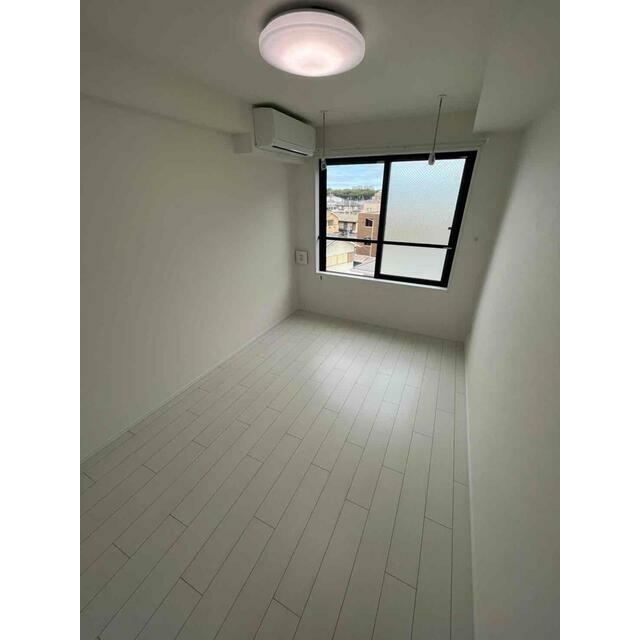 居室・リビング　別号室の写真です。