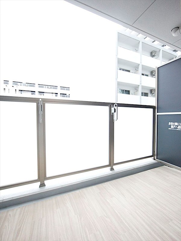 バルコニー　バルコニー