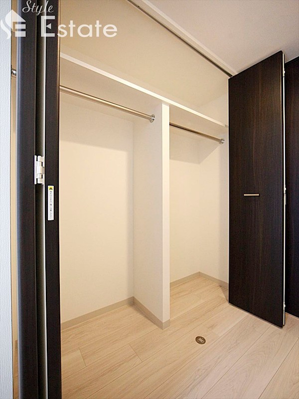 収納　クローゼット