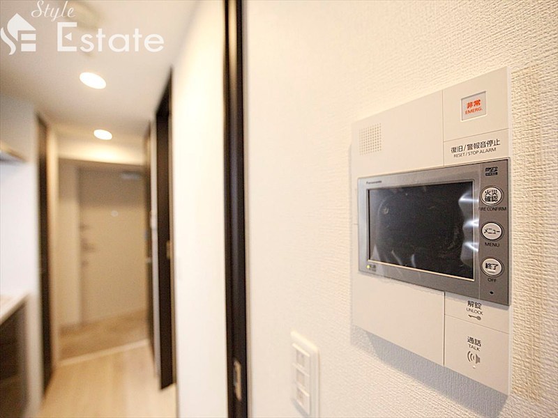 セキュリティ　モニター付きインターホン