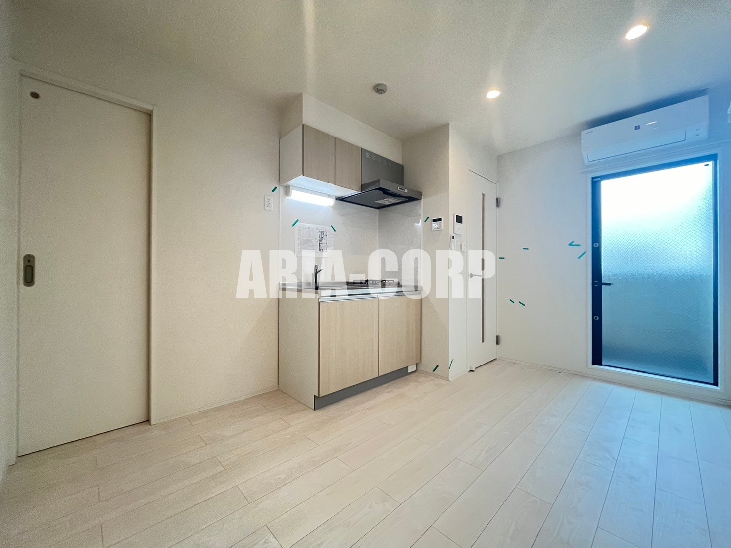 居室・リビング　白を基調とした統一感あるお部屋です！