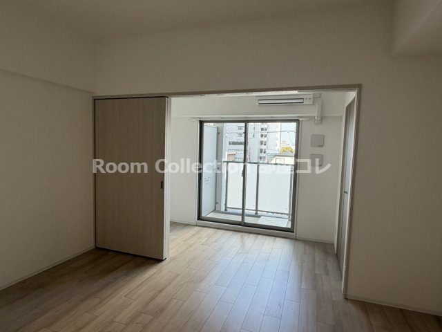 居室・リビング　※同物件他部屋写真 反転、色違いの場合有 現況優先