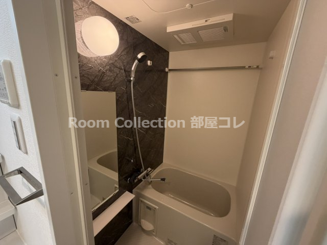 バス・シャワールーム　※同物件他部屋写真 反転、色違いの場合有 現況優先