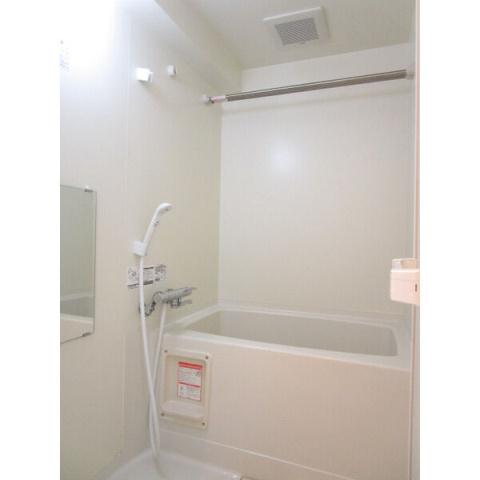 コンビニ　セブンイレブン（コンビニ）まで293m