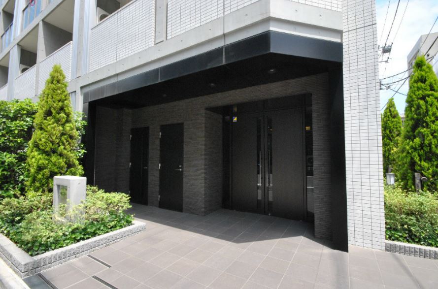 エントランス　★高級感あるエントランス★