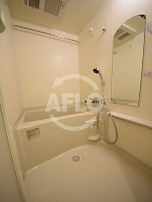 バス・シャワールーム　プレサンス堺筋本町駅前シェル　風呂