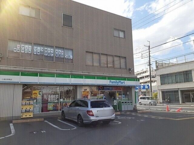 コンビニ　ファミリーマート 河内長野向野店（コンビニ）まで537m