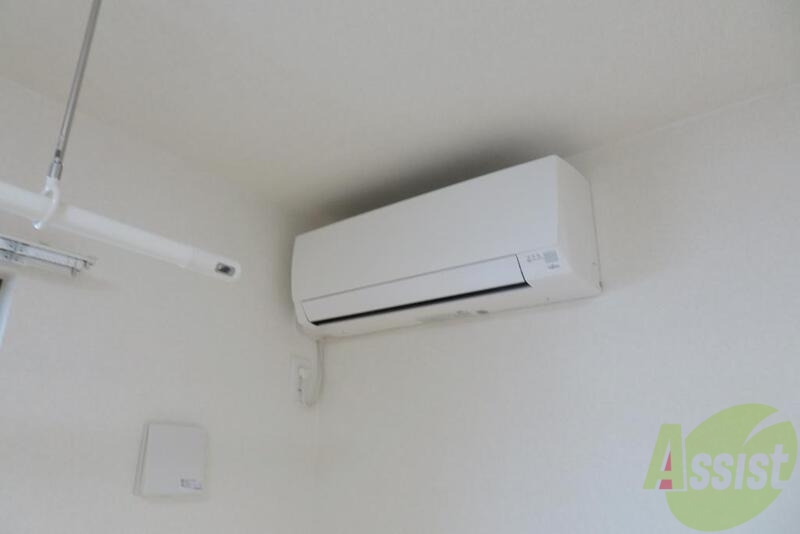 その他設備　エアコンはリビングと、洋室に１機ずつついてます、ありがたい