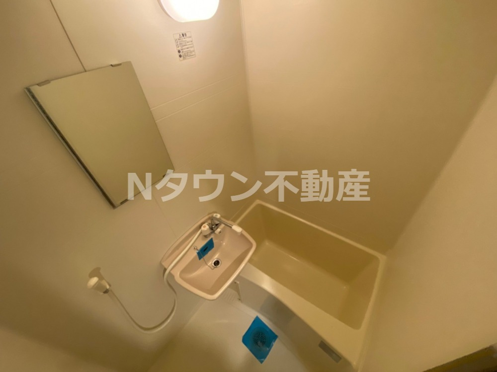 バス・シャワールーム　きれいなお風呂です