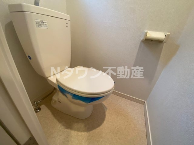 トイレ　落ち着いたトイレです