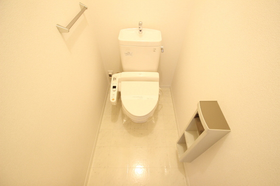 トイレ　※別部屋の写真です