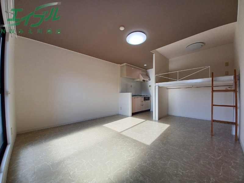 居室・リビング　同タイプ別部屋写真