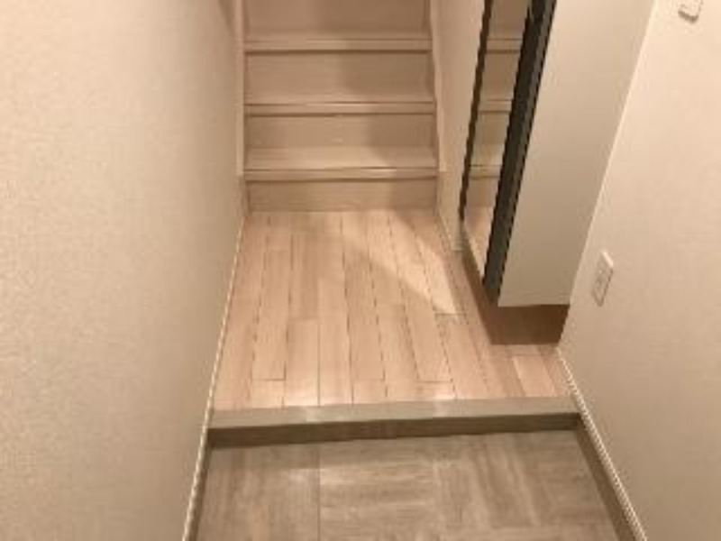 玄関　図面と現状に相違がある場合には現状を優先