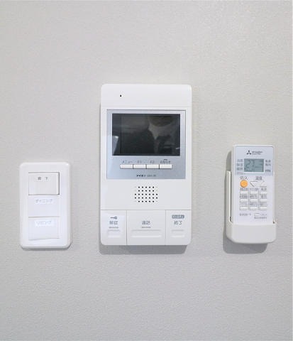 セキュリティ　モニター付きインターホンで安心です。