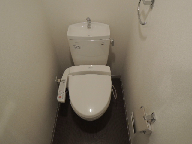 トイレ　ウォシュレット