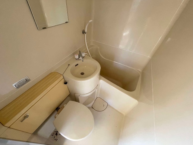 バス・シャワールーム　※同物件別号室の参考写真です。